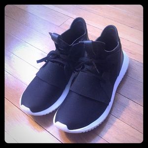 Adidas Tubular